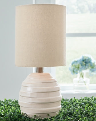 Glennwick - White - Table Lamp